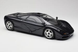 McLaren F1 Blue Metallic Minichamps 1:12 530133130 Kovina – slika 6 od 8