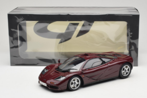 McLaren F1 Burgundy Red GT Spirit 1:18 GT534 Smola – slika 6 od 6
