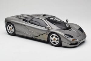 McLaren F1 Dark Silver Minichamps 1:12 530133124 Kovina – slika 6 od 8