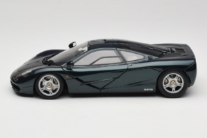 McLaren F1 Zelen LCD 1:18 LCD18014-GR Kovina – slika 4 od 8