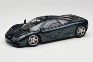 McLaren F1 Zelen LCD 1:18 LCD18014-GR Kovina