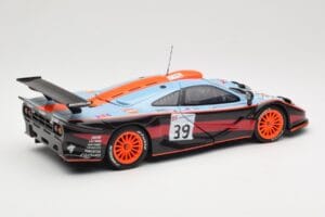 McLaren F1 GTR #39 Gulf R. Bellm / A. Gilbert / M. Sekiya 24 Hours of Le Mans 1997 UT Models 1:18 39725 Kovina – slika 3 od 8