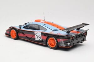 McLaren F1 GTR #39 Gulf R. Bellm / A. Gilbert / M. Sekiya 24 Hours of Le Mans 1997 UT Models 1:18 39725 Kovina – slika 7 od 8