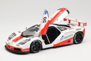 McLaren F1 GTR GT1 #30 West Competition J. Nielsen 1996 UT Models 1:18 39624 Kovina – slika 2 od 8