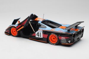 McLaren F1 GTR Gulf #41 P. Gounon / S. Oloffson 24 Hours of Le Mans 1997 Minichamps 1:18 530133741 Kovina – slika 5 od 8