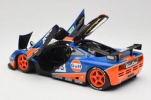 McLaren F1 GTR Gulf Racing #33 S. Bellm / A. Weaver / J. Lehto 24 Hours of Le Mans 1996 Minichamps 1:18 530133633 Kovina – slika 5 od 8