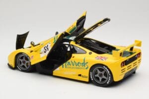 McLaren F1 GTR Harrods Mach One Racing #51 A. Wallace / D. Bell / J. Bell 24 Hours of Le Mans 1995 Minichamps 1:18 530133551  – slika 5 od 8
