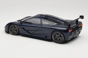 McLaren F1 GTR Le Mans Edition Vijolična UT Models 1:18 MCLAREN001 Kovina – slika 7 od 8