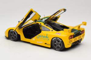 McLaren F1 GTR #51 Mach One Racing Le Mans 1995 UT Models 1:18 530151851 Kovina – slika 5 od 8
