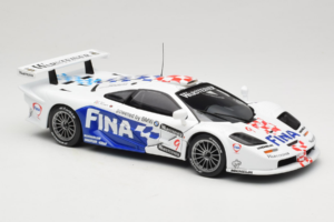 McLaren F1 GTR #9 P. Kox / R. Ravaglia FIA GT Championship 1997 UT Models 1:18 39711 Kovina – slika 6 od 8