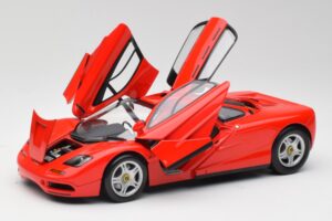 McLaren F1 Magma Rdeč Minichamps 1:18 530133422 Kovina – slika 2 od 8