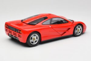 McLaren F1 Magma Rdeč Minichamps 1:18 530133422 Kovina – slika 3 od 8