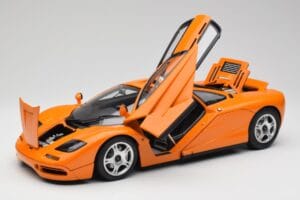 McLaren F1 Oranžna Minichamps 1:12 530133131 Kovina – slika 2 od 9