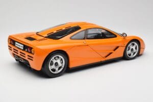 McLaren F1 Oranžna Minichamps 1:12 530133131 Kovina – slika 3 od 9