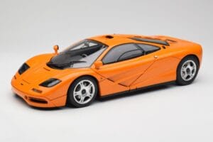 McLaren F1 Oranžna Minichamps 1:12 530133131 Kovina