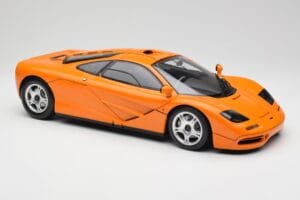 McLaren F1 Oranžna Minichamps 1:12 530133131 Kovina – slika 7 od 9