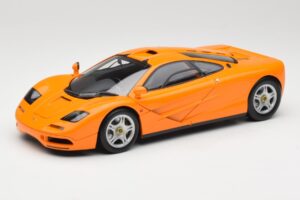 McLaren F1 Oranžna Minichamps 1:18 530133421 Kovina