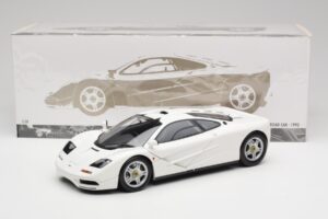 McLaren F1 Bel Minichamps 1:18 530133424 Kovina – slika 8 od 8