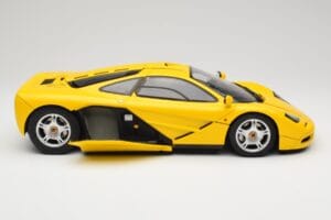 McLaren F1 Rumen Minichamps 1:12 530133121 Kovina – slika 4 od 9