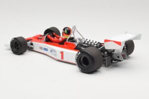 McLaren M23 Ford #1 E. Fittipaldi F1 1975 Minichamps 1:18 530751801 Kovina – slika 5 od 9