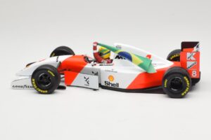 McLaren MP4/8 Ford #8 A. Senna Winner European GP Donington 1993 Minichamps 1:18 540931848 Kovina – slika 3 od 6