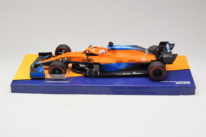 McLaren MCL35M Mercedes #3 D. Ricciardo McLaren F1 Team Bahrain Grand Prix 2021 Minichamps 1:18 533211803 Smola