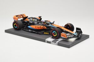 McLaren MCL60 #81 O. Piastri F1 2023 Minichamps 1:18 537231881 Kovina – slika 4 od 6
