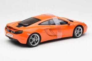McLaren MP4-12C Oranžna AUTOart 1:18 76006 Kovina – slika 3 od 8