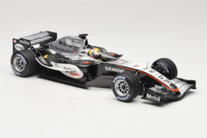 McLaren MP4-20 Mercedes #10 J.P. Montoya F1 2005 Minichamps 1:18 B66962338 Kovina – slika 4 od 6
