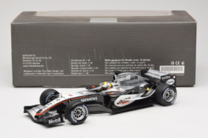 McLaren MP4-20 Mercedes #10 J.P. Montoya F1 2005 Minichamps 1:18 B66962338 Kovina – slika 6 od 6