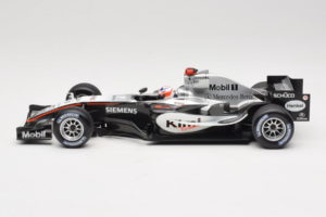 McLaren MP4-20 Mercedes #9 K. Raikkonen F1 2005 Minichamps 1:18 B66962337 Kovina – slika 3 od 6