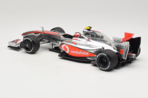 McLaren MP4-24 Mercedes #2 H. Kovalainen F1 2009 Dealer Edition Minichamps 1:18 B66960041 Kovina – slika 5 od 7