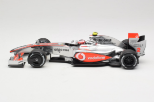 McLaren MP4-24 Mercedes #2 H. Kovalainen F1 2009 Minichamps 1:18 503091802 Kovina – slika 3 od 7