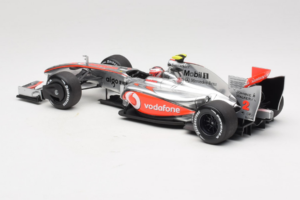 McLaren MP4-24 Mercedes #2 H. Kovalainen F1 2009 Minichamps 1:18 503091802 Kovina – slika 5 od 7