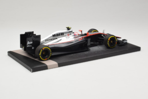 McLaren MP4-30 Honda #22 J. Button McLaren Honda F1 Team Australian Grand Prix 2015 Minichamps 1:18 537151822 Kovina – slika 3 od 7