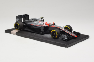 McLaren MP4-30 Honda #22 J. Button McLaren Honda F1 Team Australian Grand Prix 2015 Minichamps 1:18 537151822 Kovina – slika 4 od 7