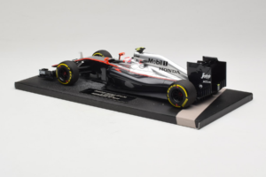McLaren MP4-30 Honda #22 J. Button McLaren Honda F1 Team Australian Grand Prix 2015 Minichamps 1:18 537151822 Kovina – slika 5 od 7