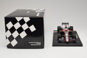 McLaren MP4-30 Honda #22 J. Button McLaren Honda F1 Team Australian Grand Prix 2015 Minichamps 1:18 537151822 Kovina – slika 6 od 7