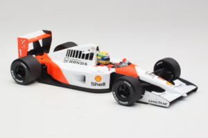McLaren MP4/6 Honda #1 A. Senna Marlboro McLaren F1 World Champion 1991 Minichamps 1:18 540911801 Kovina – slika 4 od 7