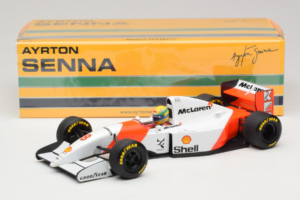 McLaren MP4/8 Ford #8 A. Senna Marlboro McLaren 1993 Minichamps 1:18 540931808 Kovina – slika 7 od 7