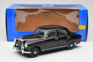Mercedes 180 W120 Ponton Črna Revell 1:18 08973 Kovina – slika 8 od 8