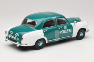 Mercedes 180 Ponton Polizei Revell 1:18 08863 Kovina – slika 2 od 6