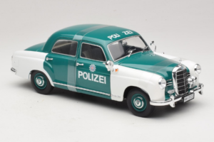 Mercedes 180 Ponton Polizei Revell 1:18 08863 Kovina – slika 4 od 6