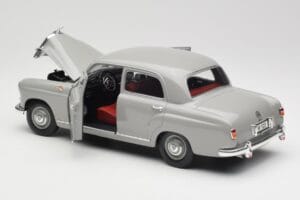 Mercedes 180 W120 Ponton Graphite Grey Revell 1:18 08974 Kovina – slika 5 od 8