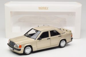 Mercedes 190E W201 2.3-16 Smoke Silver Metallic Norev 1:18 183831 Kovina – slika 8 od 8