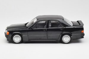 Mercedes 190E 2.3-16 W201 Črn Dealer Edition Norev 1:18 B66040663 Kovina – slika 4 od 8