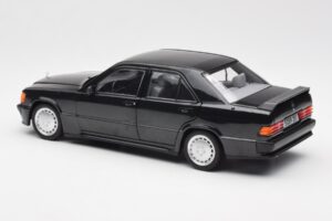 Mercedes 190E 2.3-16 W201 Črn Dealer Edition Norev 1:18 B66040663 Kovina – slika 7 od 8
