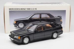 Mercedes 190E 2.3-16 W201 Modročrna Metallic AUTOart 1:18 76122 Kovina – slika 8 od 8