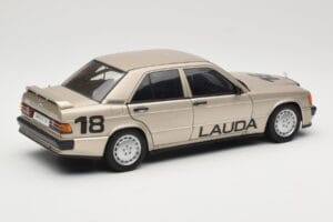 Mercedes 190E 2.3-16 W201 #1 N. Lauda Race of Champions Nurburgring 1984 AUTOart 1:18 88431 Kovina – slika 3 od 8