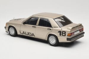 Mercedes 190E 2.3-16 W201 #1 N. Lauda Race of Champions Nurburgring 1984 AUTOart 1:18 88431 Kovina – slika 7 od 8